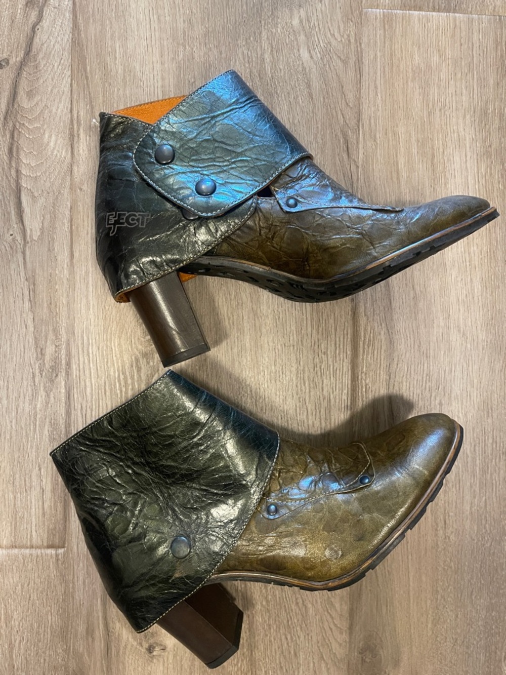 Women’s Eject Removable Cuff Ankle Boots in Olive Green/Brown Leather with Metal